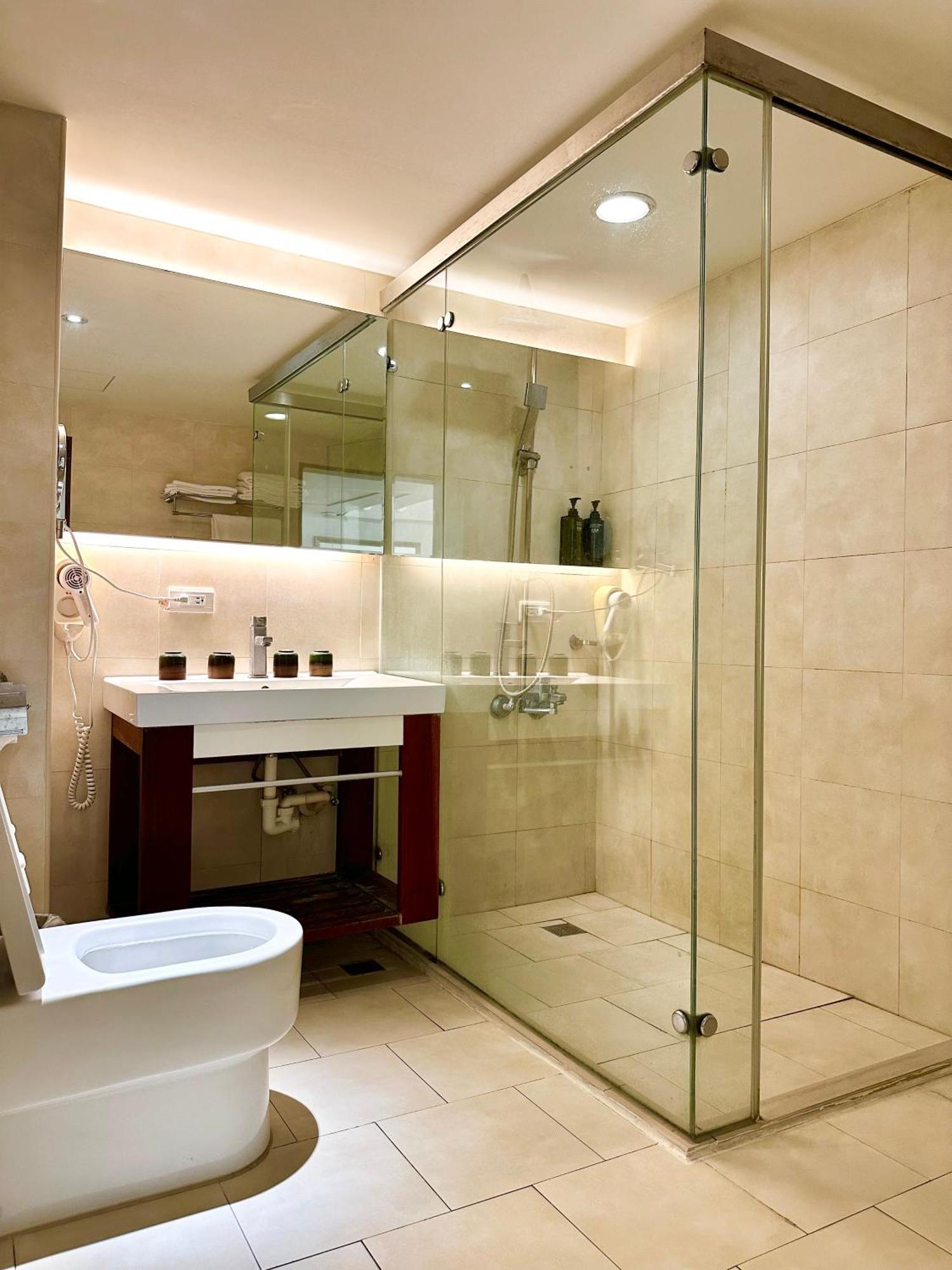 Taitung Bali Suites Hotel Екстер'єр фото